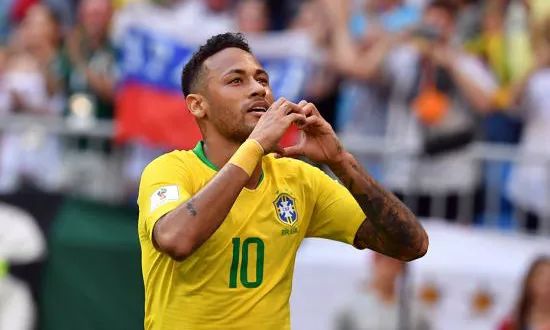  内马尔复出首秀巴西轻取对手
