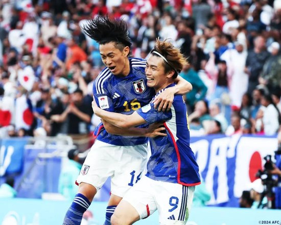  亚洲杯八强战，日本队加时淘汰韩国晋级